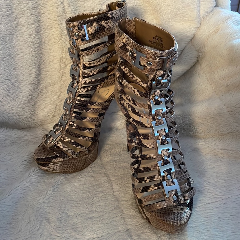 Jessica Simpson heels - Picture 4 of 7